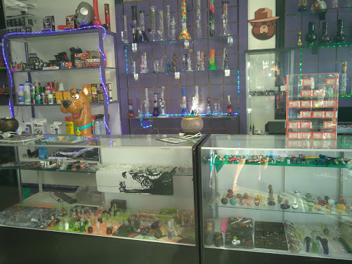 Vaporizer Store «Big Chief Smoke Shop», reviews and photos, 6020 Fair Oaks Blvd, Carmichael, CA 95608, USA