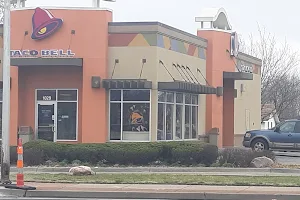 Taco Bell image