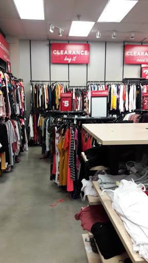 Clothing Store «rue21», reviews and photos, 112 Pavilion Pkwy, Fayetteville, GA 30214, USA