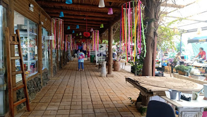 CENTRO COMERCIAL TUE