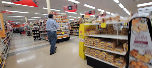 Grocery Store «Hannaford Supermarket», reviews and photos, 225 High St, Ellsworth, ME 04605, USA