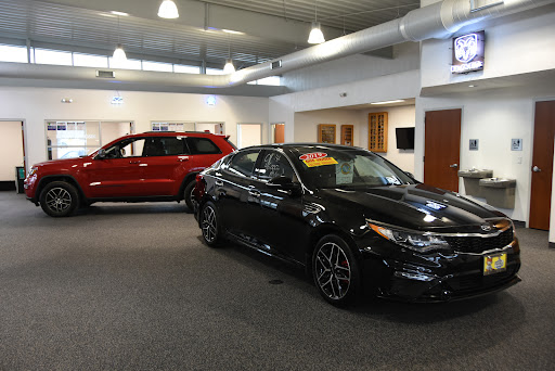 Used Car Dealer «J.H. Barkau & Sons», reviews and photos, 1102 E South St, Freeport, IL 61032, USA