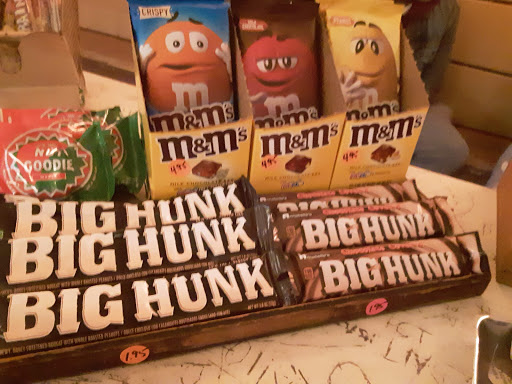 American Restaurant «Lickity Split Frozen Custard», reviews and photos, 6056 N Broadway St, Chicago, IL 60660, USA