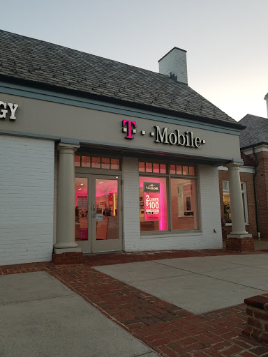 Cell Phone Store «T-Mobile», reviews and photos, 524 N Frederick Ave, Gaithersburg, MD 20877, USA