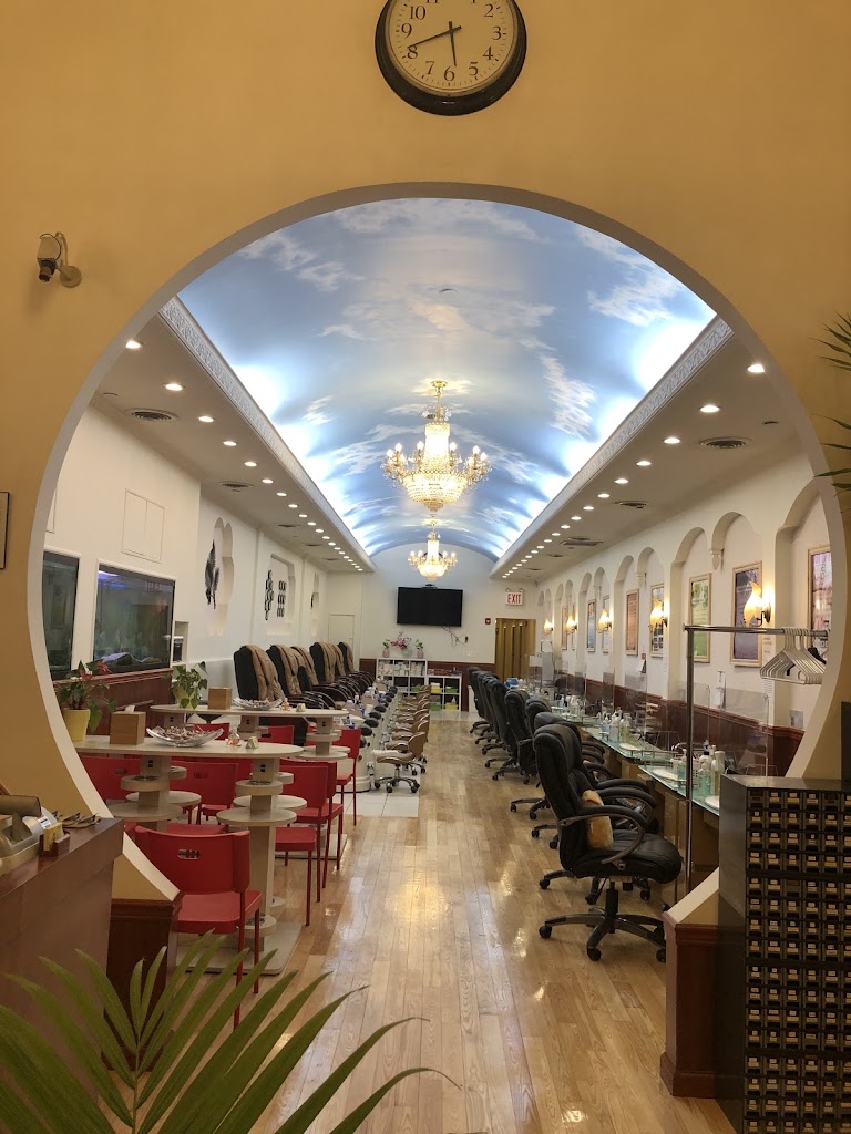 Sophia Nails & Spa 11542