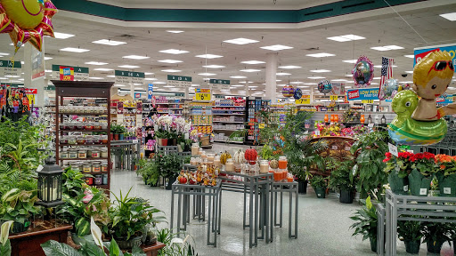 Grocery Store «Schnucks», reviews and photos, 109 N Mattis Ave, Champaign, IL 61821, USA