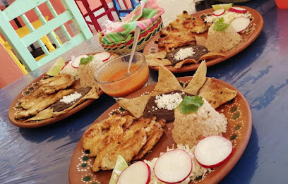 La Tradicional Cocina Mexicana - Frente a la Gasolinera de La Abasolo, Av 20 de Noviembre 1025, La Sabana, 96980 Las Choapas, Ver., Mexico
