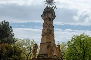 Monument of the Holy Trinity image