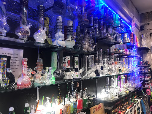 Tobacco Shop «M & J Smoke Shop», reviews and photos, 401 W 2nd St, Winslow, AZ 86047, USA