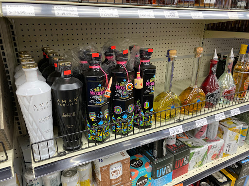 Liquor Store «Town & Country Liquor», reviews and photos, 111 N Raymond Ave, Fullerton, CA 92831, USA