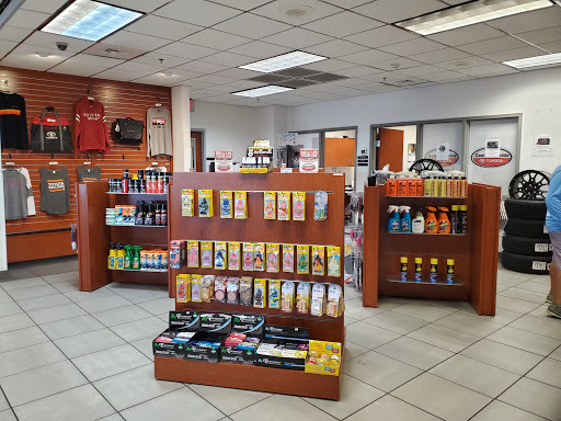 Toyota Dealer «Central Florida Toyota», reviews and photos, 11020 S Orange Blossom Trail, Orlando, FL 32837, USA