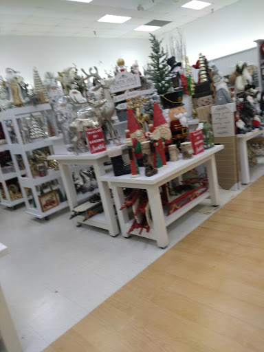 Department Store «Marshalls», reviews and photos, 440 Crossroads Blvd, Cary, NC 27511, USA