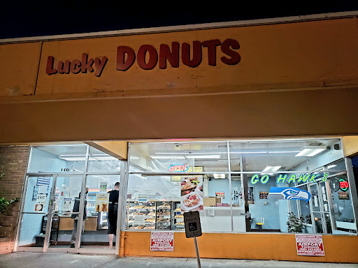 Donut Shop «Lucky Donuts», reviews and photos, 140 SW 152nd St, Seattle, WA 98166, USA