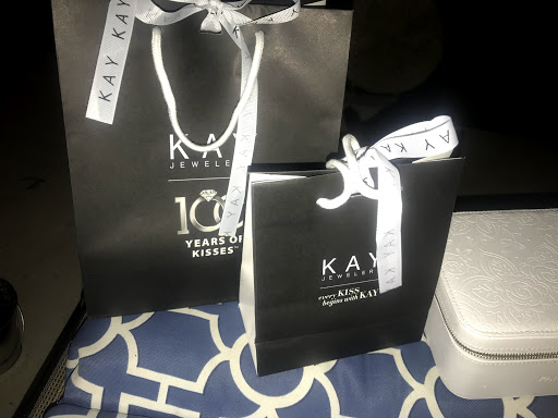 Jewelry Store «Kay Jewelers», reviews and photos, 6401 Bluebonnet Blvd #2130, Baton Rouge, LA 70836, USA