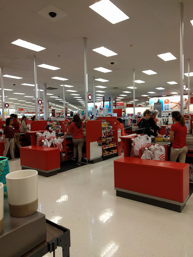 Department Store «Target», reviews and photos, 543 River Rd, Edgewater, NJ 07020, USA