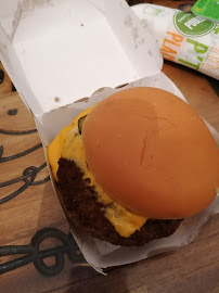 Cheeseburger du Restauration rapide McDonald's à Saint-Brevin-les-Pins - n°10