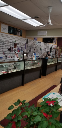 Crystal Optical, 3752 W Fullerton Ave, Chicago, IL 60647, USA, 