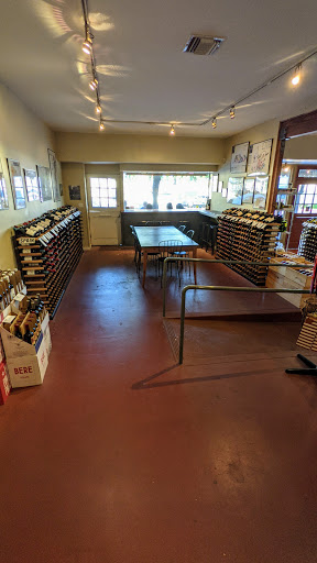 Wine Store «Rosso Wine Shop», reviews and photos, 3459 N Verdugo Rd, Glendale, CA 91208, USA