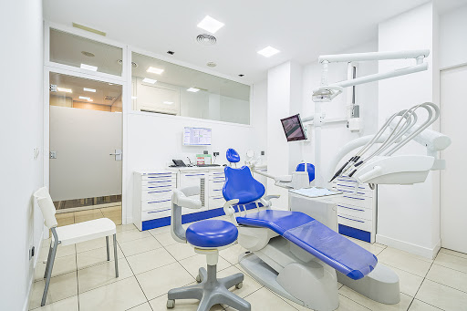 Clínica Dental Sanitas Aljarafe en Bormujos, Sevilla