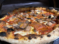 Pizza du Pizzas à emporter CasaMia althen des paluds - n°9