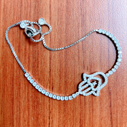 Jewelry Buyer «Jewelry & Fix», reviews and photos, 674 Dogwood Ave, Franklin Square, NY 11010, USA