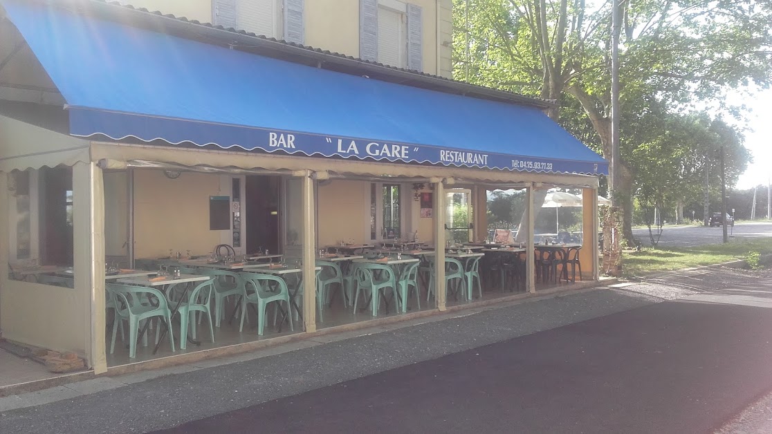 Restaurant De La Gare à Saint-Sernin
