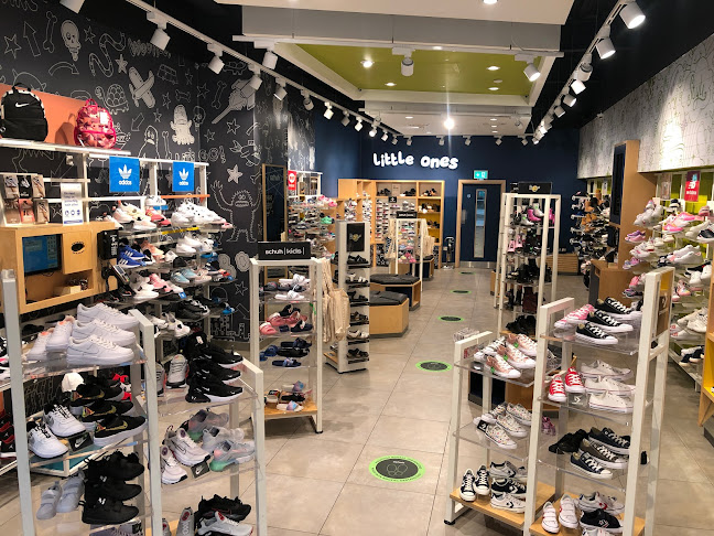 Reviews of schuh Kids in Oxford - Shoe store