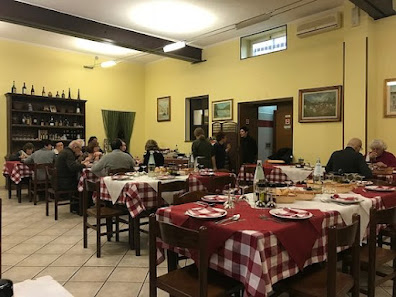 trattoria dell'amicizia, osteria, ristorante locale, tradizionale, cibo italiano. Piazza Genestrone, 2, 28070 Nibbiola NO, Italia