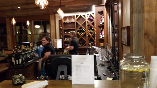 Vineyard «Laurentia Vineyard & Winery», reviews and photos, 4599 S Madison Rd, Madison, OH 44057, USA