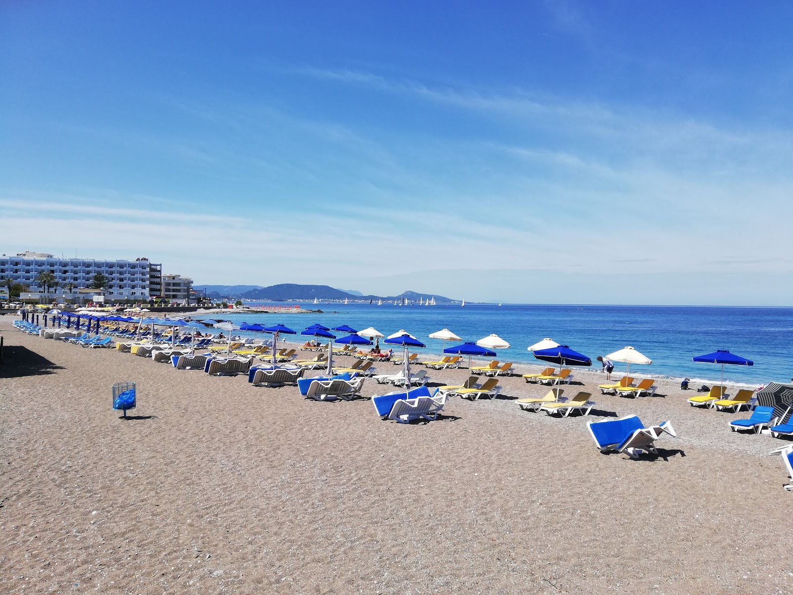 Paralia Elli'in fotoğrafı - Çocuklu aile gezginleri için önerilir
