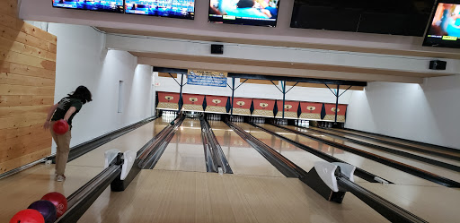 Bowling Alley «Wengers Bowling Center», reviews and photos, 629 Leonard St NW, Grand Rapids, MI 49504, USA