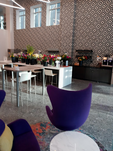 Florist «LUSH BOUQUET Flowers Downtown Phoenix», reviews and photos, 201 N Central Ave, Phoenix, AZ 85004, USA