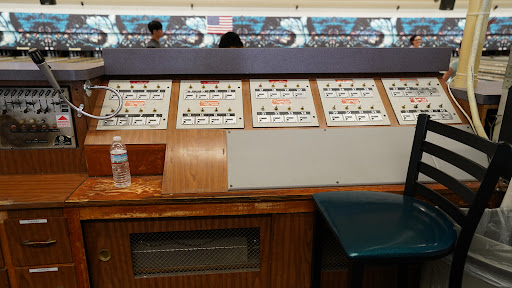 Bowling Alley «Elk Grove Bowl», reviews and photos, 53 S Arlington Heights Rd, Elk Grove Village, IL 60007, USA