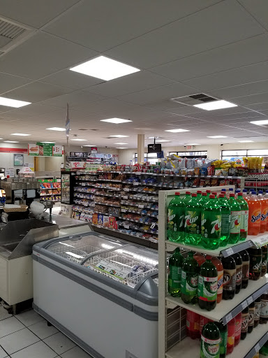 Convenience Store «7-Eleven», reviews and photos, 1 N Williams Lake Rd, White Lake, MI 48386, USA
