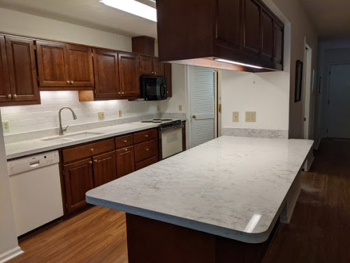 Granite Supplier «Flintstones Kitchen Cabinets & Countertops», reviews and photos, 2370 Capital Cir NE, Tallahassee, FL 32308, USA