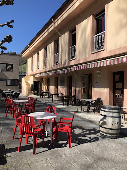 Restaurant The Casino - Bo. el Toral, 2, 33880 Pola de Allande, Asturias, Spain