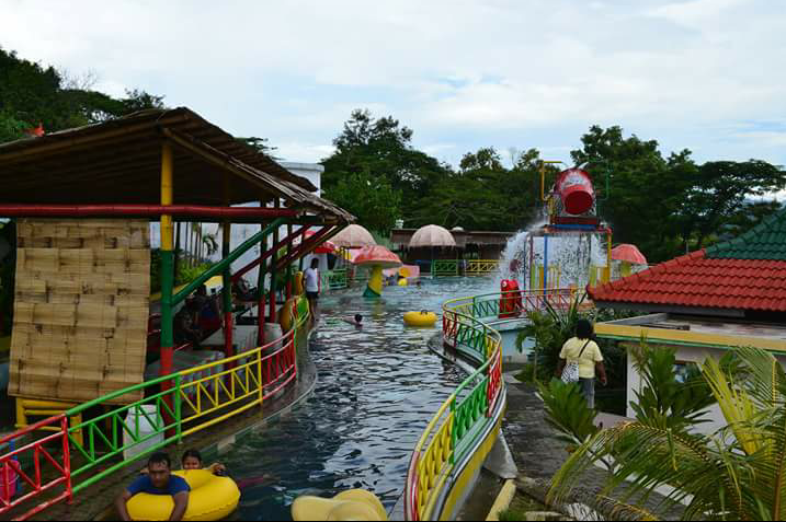 Waterboom Gajah Mungkur