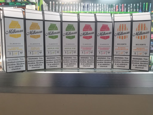 Tobacco Shop «THE GREENMILE VAPE & SMOKE SHOP», reviews and photos, 2014 W Bullard Ave, Fresno, CA 93711, USA