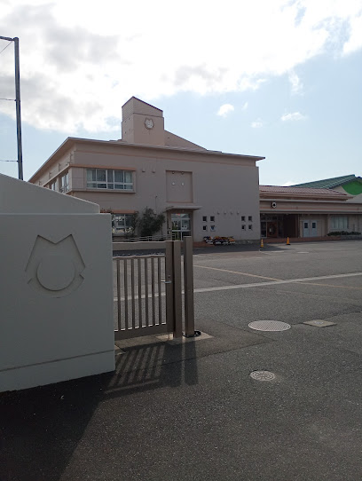 鳥取市立修立小学校