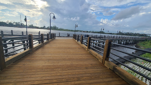 Park «Riverfront Park», reviews and photos, 5 N Water St, Wilmington, NC 28401, USA