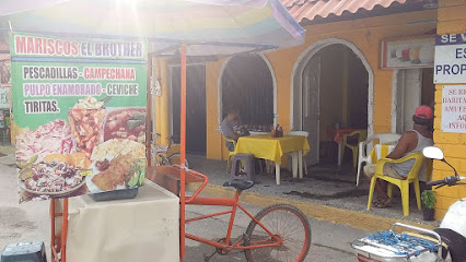 Mariscos El Brother - Anenida Juan Nepomuceno Alvarez Sur 46, Dorotea, 40930 Atoyac de Álvarez, Gro., Mexico