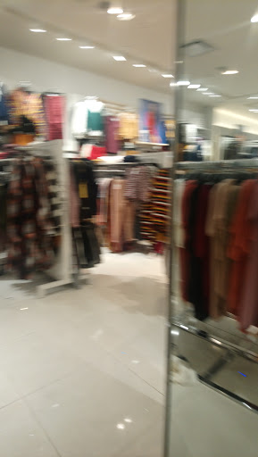 Clothing Store «Forever 21», reviews and photos, 1701 Sunrise Hwy C1, Bay Shore, NY 11706, USA