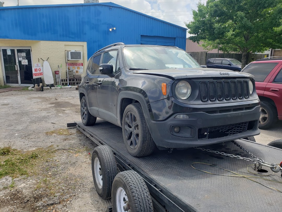 Inn & Out Mechanic Shop