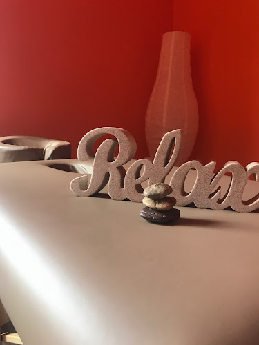 Kápolnásnyék, Fő u. 10, 2475