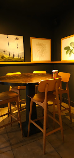 Starbucks image