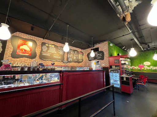 Ice Cream Shop «J.P. Licks», reviews and photos, 150 Charles St, Boston, MA 02114, USA