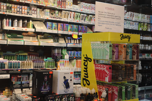 Tobacco Shop «Tobacco Vape & Hookah Land», reviews and photos, 6440 Richmond Hwy, Alexandria, VA 22306, USA