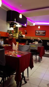 Atmosphère du Restaurant vietnamien Au Soleil du Vietnam à Saint-Ouen-sur-Seine - n°4