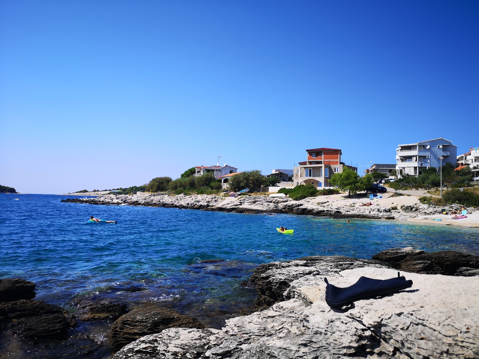 Foto de Zecevo beach e o assentamento