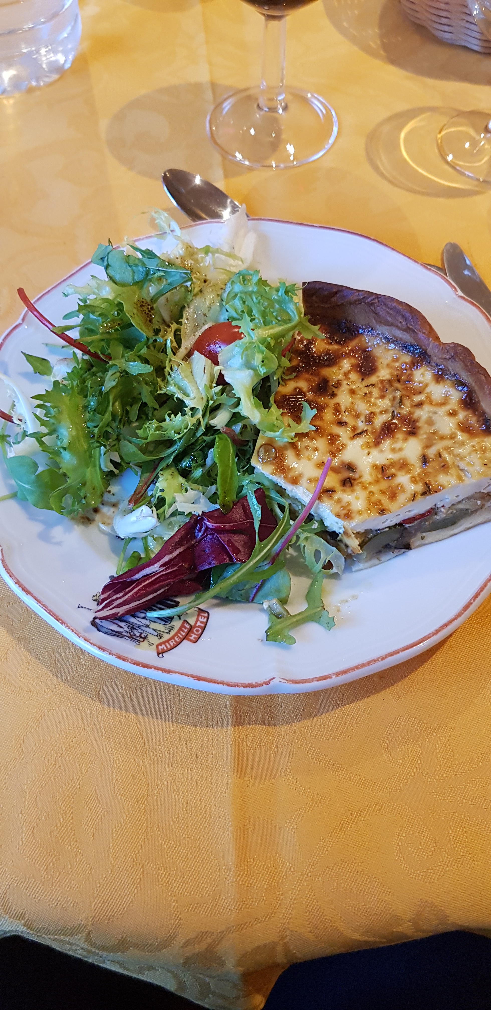 Photo n° 11 de l'avis de José.u fait le 18/05/2019 à 20:01